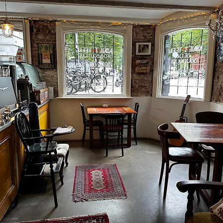 Nine-T-Teen Bed And Boutique Amsterdam Zewnętrze zdjęcie