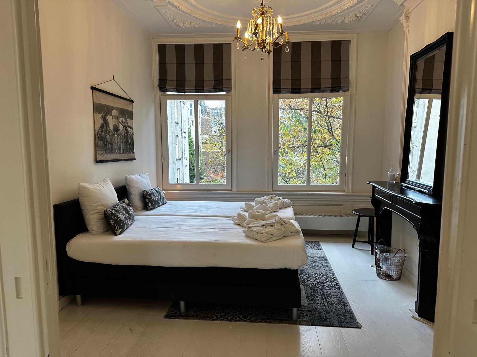 Nine-T-Teen Bed And Boutique Amsterdam Zewnętrze zdjęcie