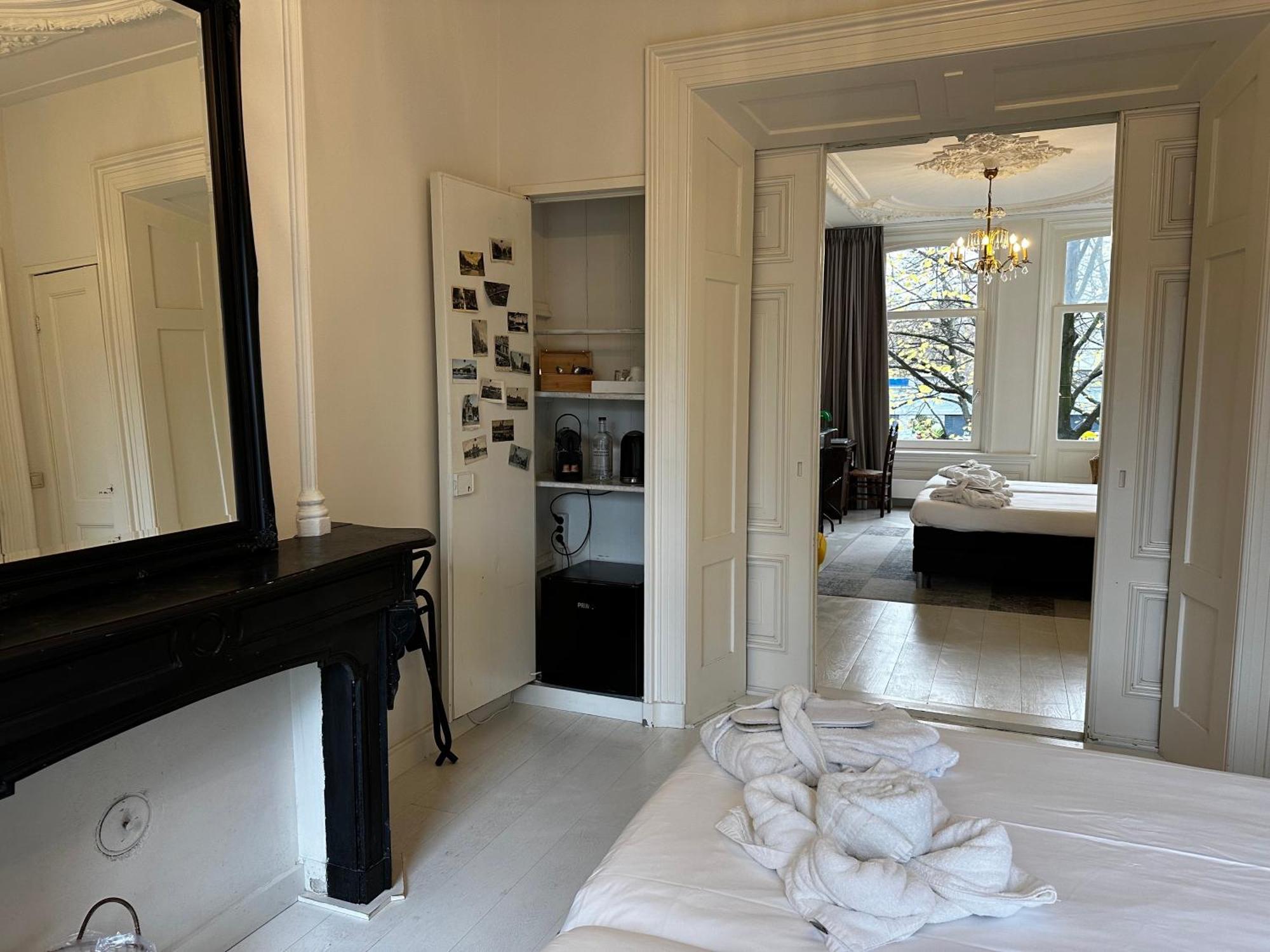 Nine-T-Teen Bed And Boutique Amsterdam Zewnętrze zdjęcie